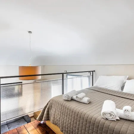 Aurispa Hotel *